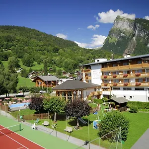מלון Chalet-hotel Neige Et Roc, The Originals Relais, Samoëns